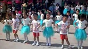刘前村小太阳幼儿园六一舞蹈亲亲猪宝贝新