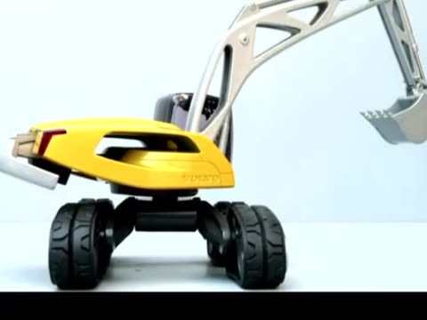 沃尔沃挖机表演视频大全图片_沃尔沃挖机表演