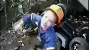 国外恶搞视频集锦搞笑短片恶搞美女恶搞视频腹美女自尽视频切图片
