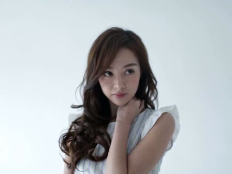 kissme奇士美官方微博 #kiss me 粉丝俱乐部#邀请昕薇当红模特kiki