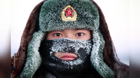 哨兵零下30度冰堆站岗 满面冰霜如"白眉大侠"!