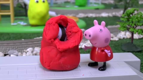 [母婴] 小猪佩奇的火眼金睛~辨识惊喜奇趣蛋哦-托马斯小火车动画 健达